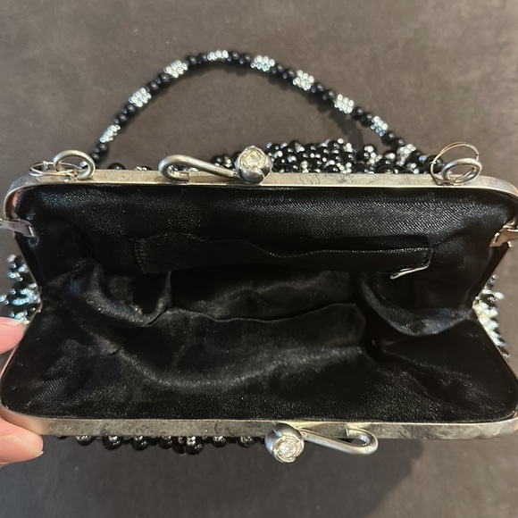 Black silver beaded clutch shoulder bag. Silver chain is detachable - Picture 5 of 7